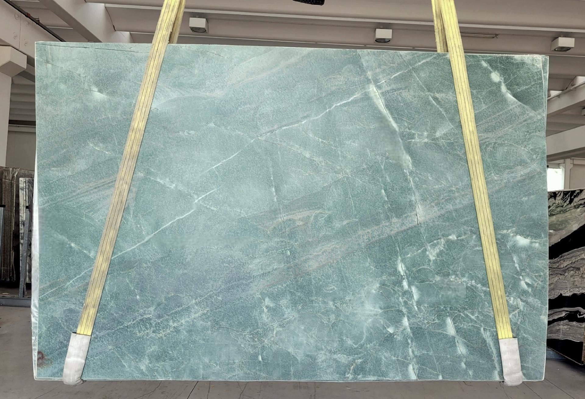 ESMERALDA Quartzite Polished Slab