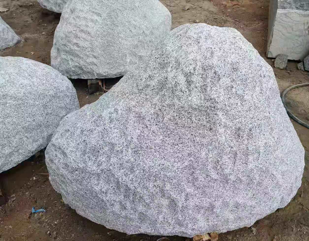 Boulder Granite Hawaii Stone Imports